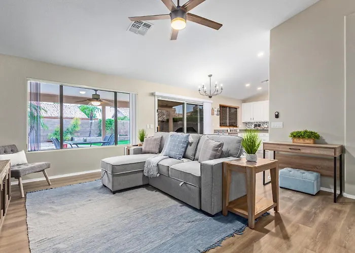 Holiday home Sunny Serenity: Mesa Masterpiece