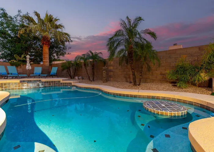 Sunny Serenity: Mesa Masterpiece