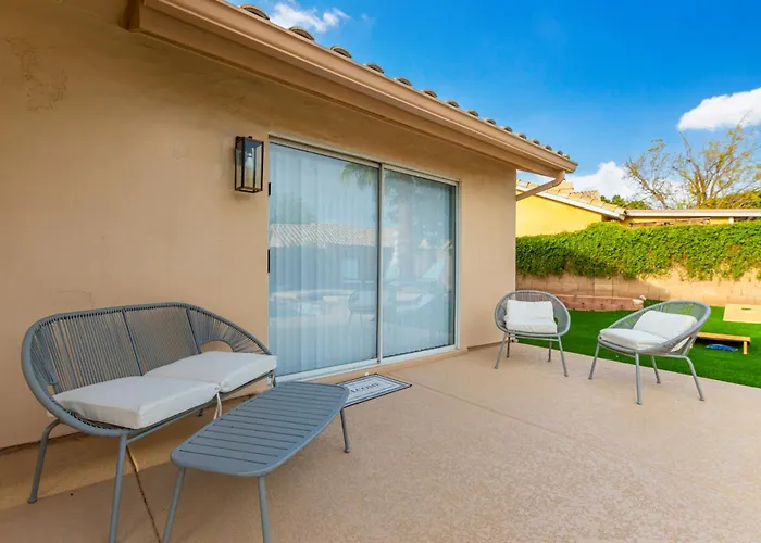 Sunny Serenity: Mesa Masterpiece Holiday home *